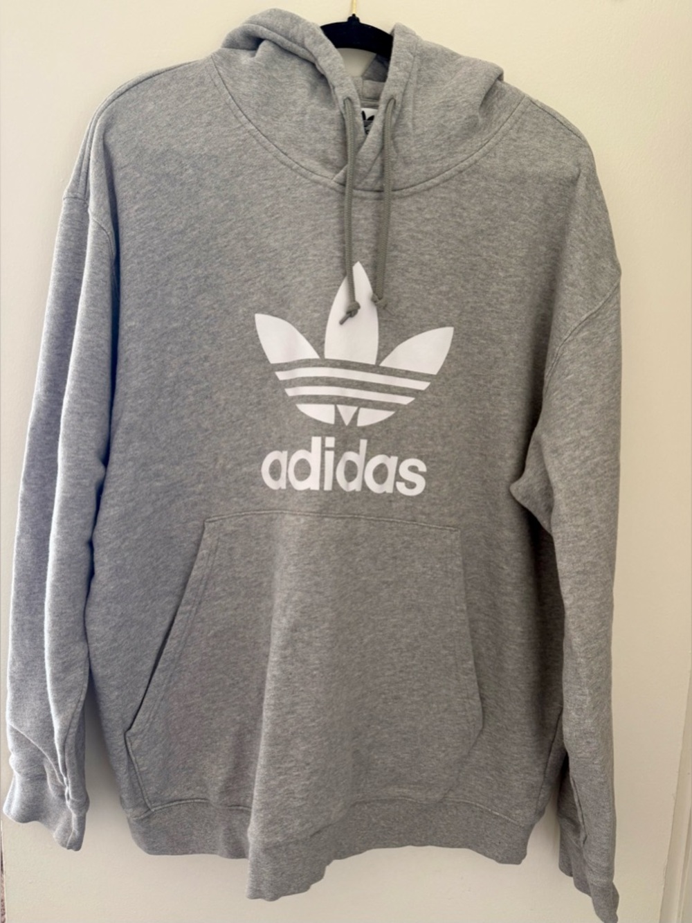 Adidas Men’s Gray Trefoil Hoodie Sweatshirt 
Size:2XL